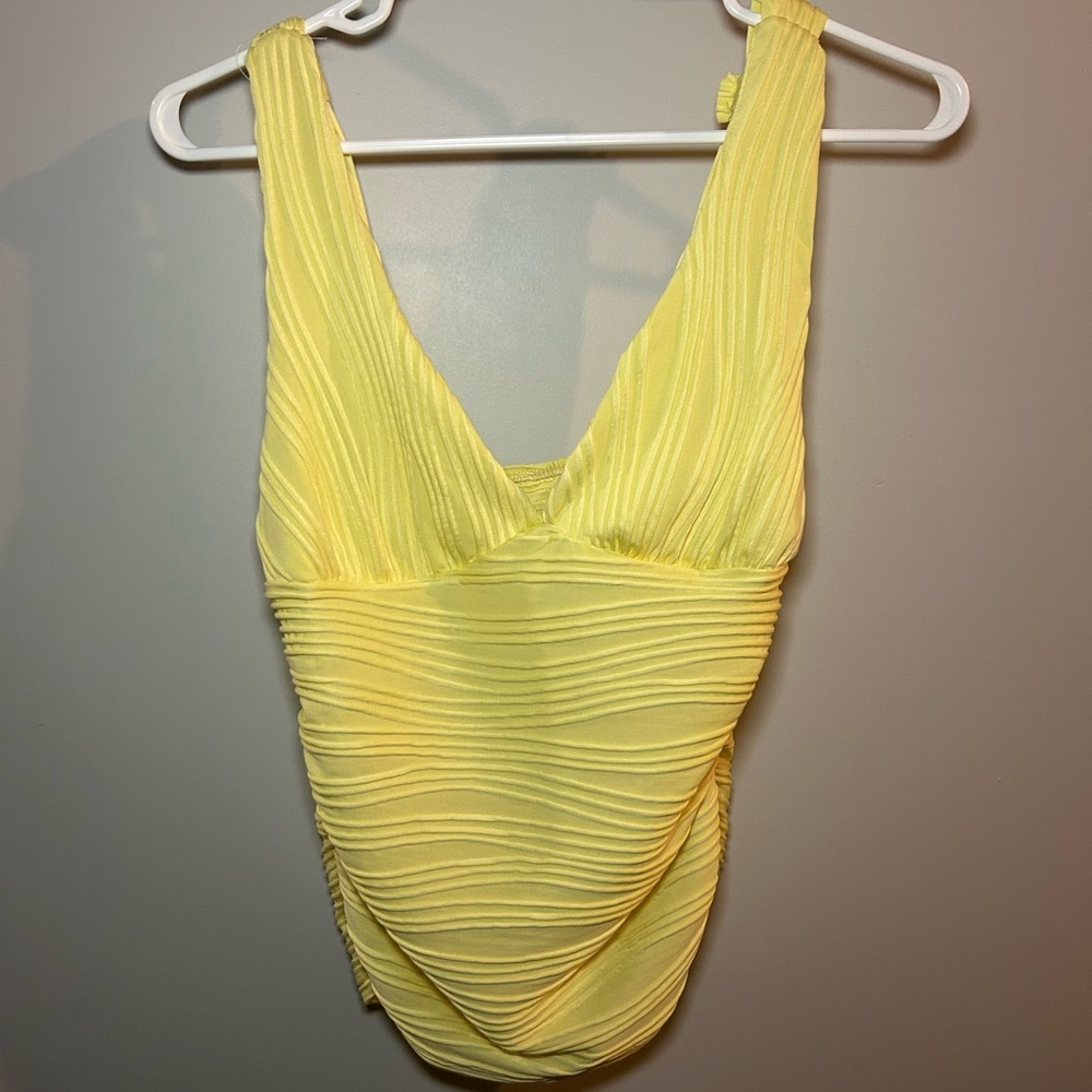 Yellow Sleeveless Ruched Top